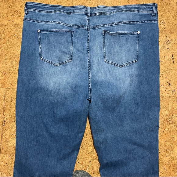 Anthropologie Pilcro Slim Boyfriend High Rise Jeans Light Distressing Sz 26W - Picture 9 of 14